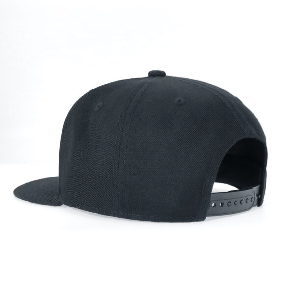 Skull Embroidery Snapback Hat Gothic Streetwear Flat Bill Baseball Caps for Men