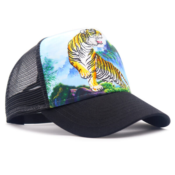 Tilgomedal Wild Animal Farm Trucker Hat, Square Embroidered Badge With Savannah Sunset Landscape Print, Nylon Mesh Back Plastic Snapback Cap For Farm Animal Streetwear Fans