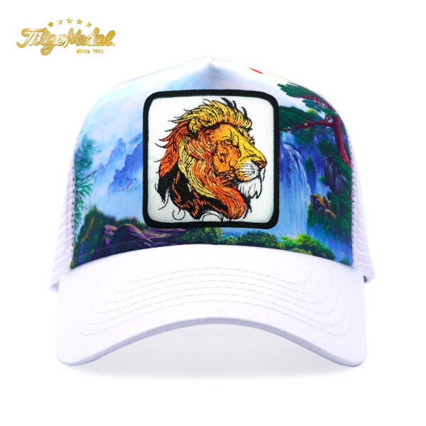 Tilgomedal Wild Animal Farm Trucker Hat, Square Embroidered Badge With Savannah Sunset Landscape Print, Nylon Mesh Back Plastic Snapback Cap For Farm Animal Streetwear Fans